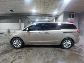 GCC 2016 Kia Carnival