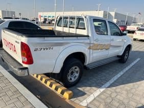 For sale in Abu Dhabi 2010 Hilux