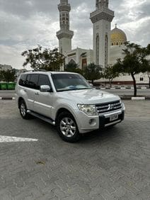 2010 Mitsubishi Pajero GCC