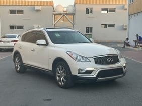 For sale in Dubai 2017 QX50