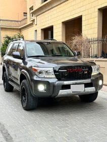 For sale in Dubai 2011 Land Cruiser