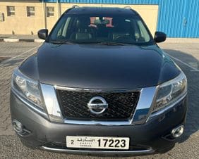 2013 Nissan Pathfinder American