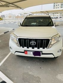 For sale in Abu Dhabi 2015 Land Cruiser